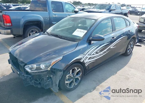 2021 Kia Forte Lxs из США, поврежденный, VIN 3KPF24AD7ME306509